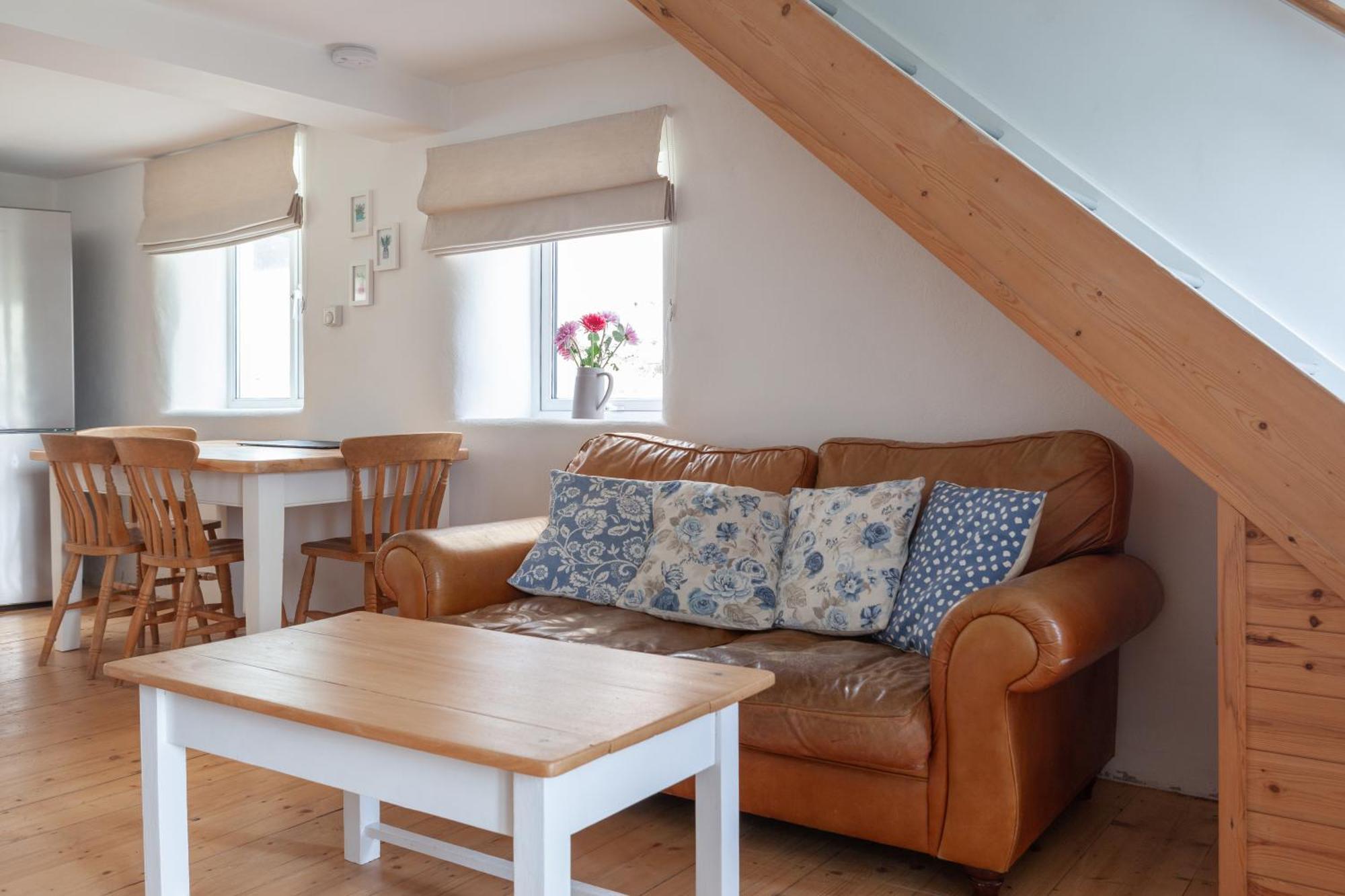 Cosy Beachside Cottage Bigbury Bilik gambar