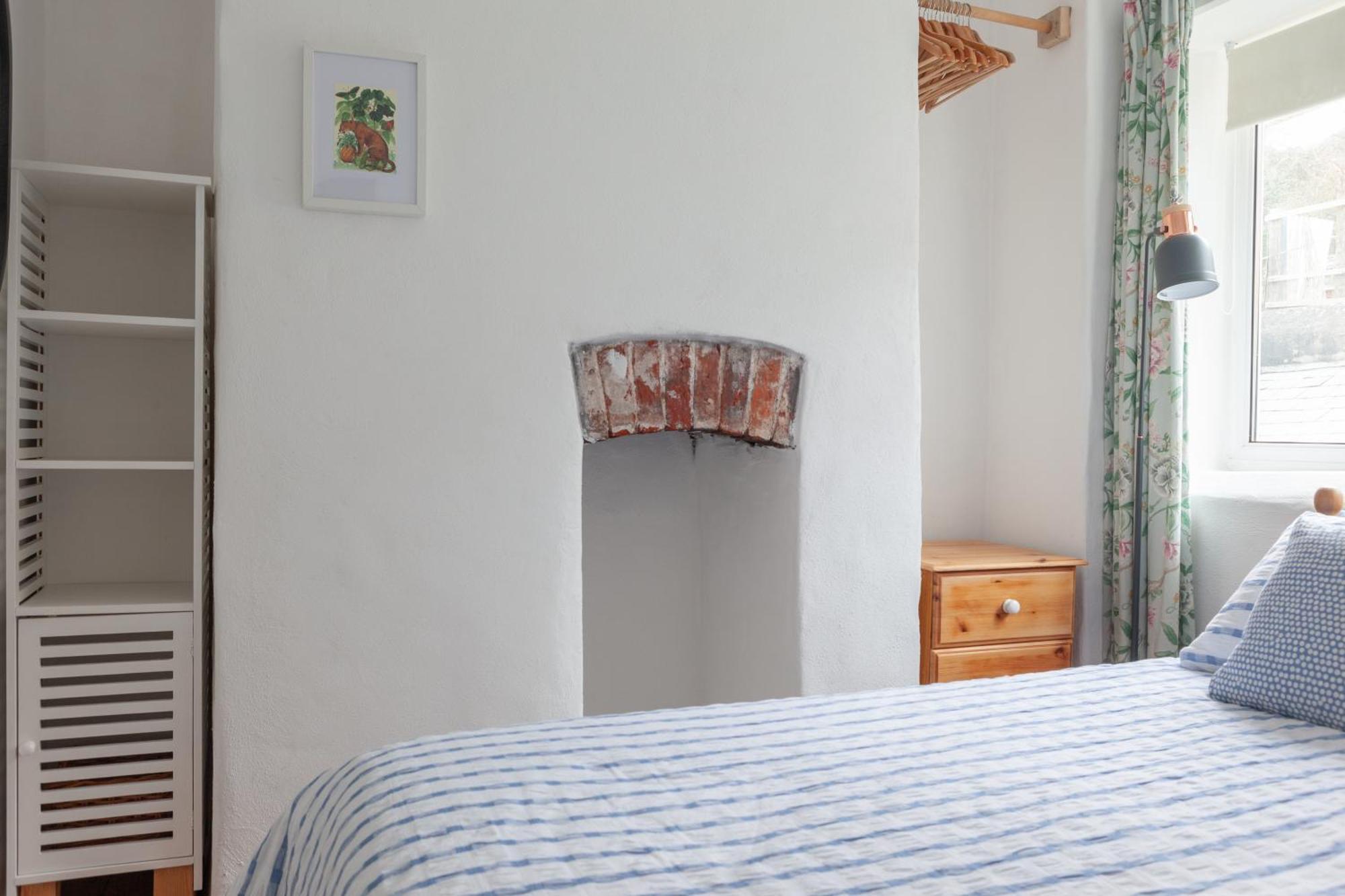 Cosy Beachside Cottage Bigbury Bilik gambar